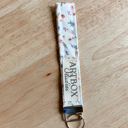 Mini Ditsy Floral Wristlet