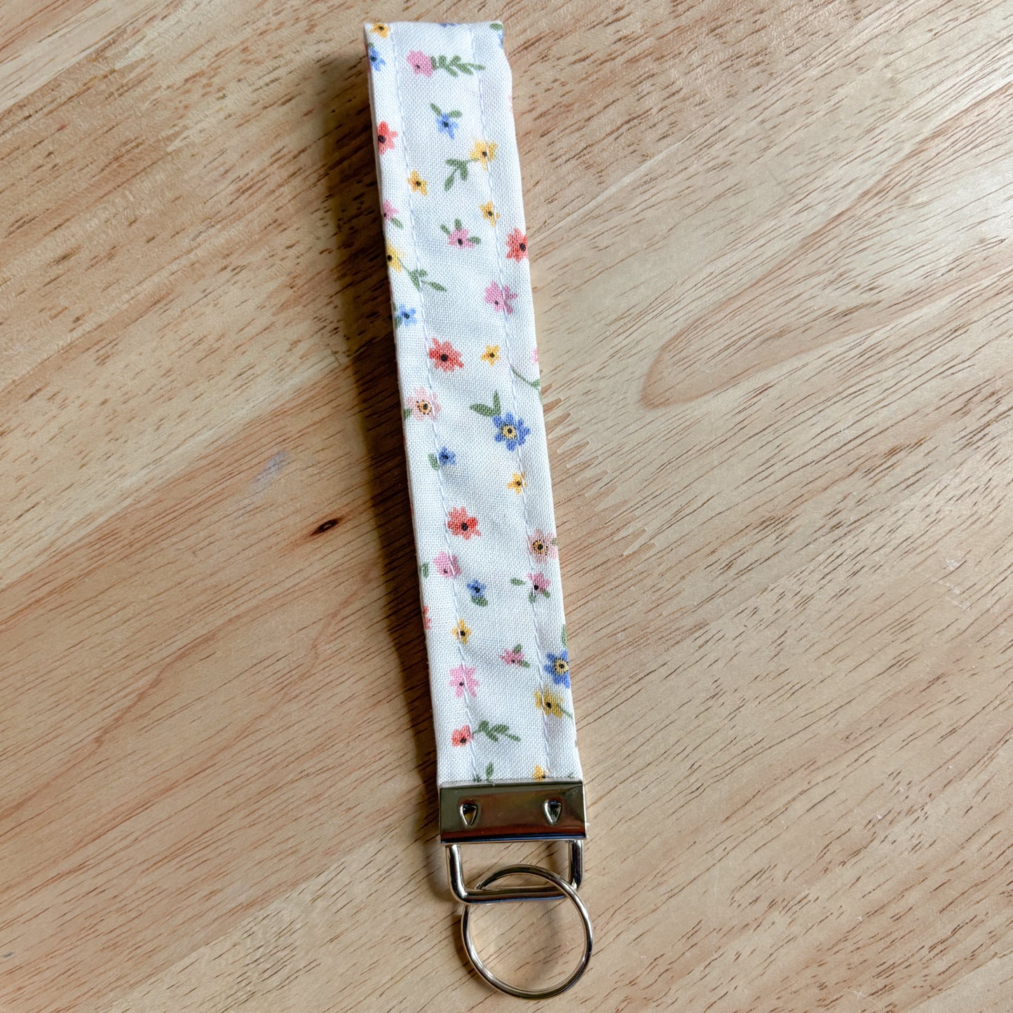 Mini Ditsy Floral Wristlet